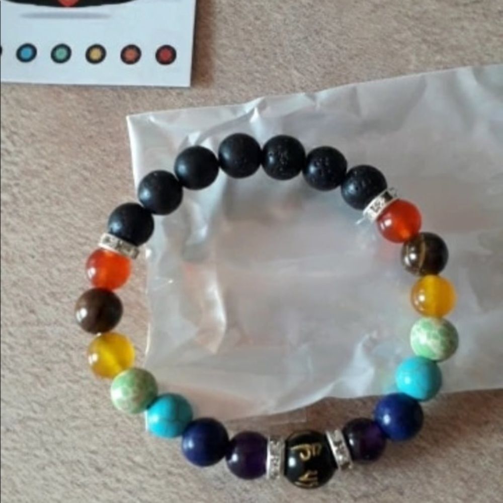Chakra essential oil diffuser bracelet - Picture 7 of 8